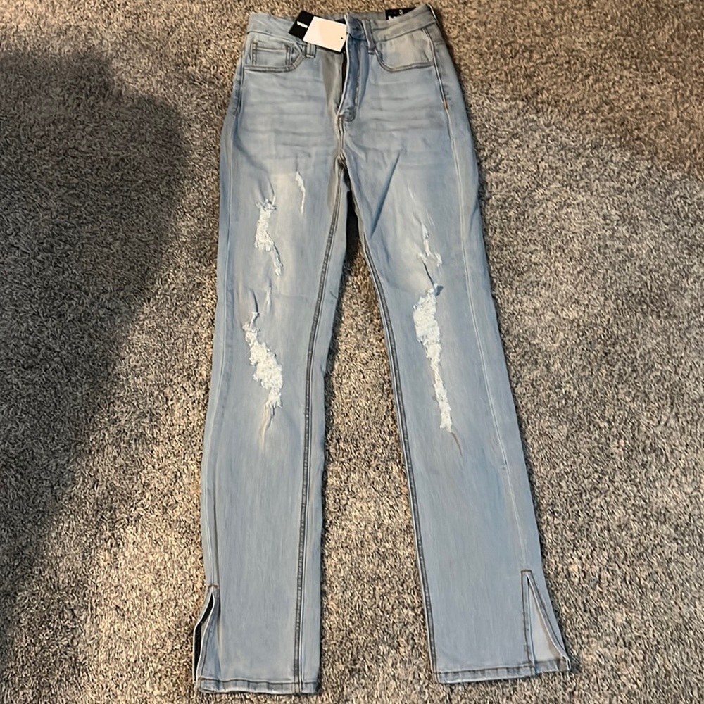 Fashion Nova Jeans, New with Tags, size 5